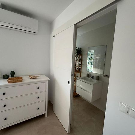 Tokyo Rooms Monsul Habitacion Premium Con Bano Privado Almeria Luaran gambar